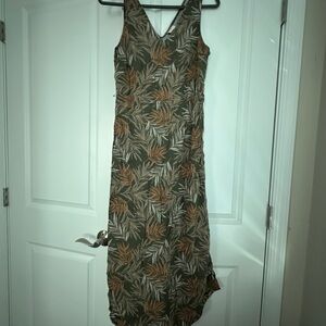 Target Olive Green V-Neck Tropical Leaf Maxi Dress with Brown and Cream Accents